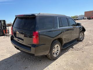 2018 Chevrolet Tahoe LT - Exterior Rear Right Corner Image